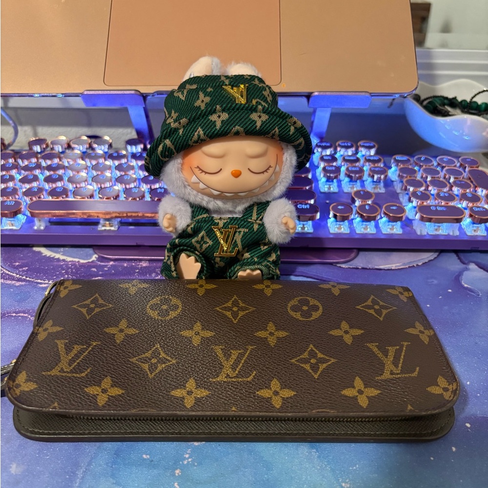Louis Vuitton Brown and Gold Monogram Wallet